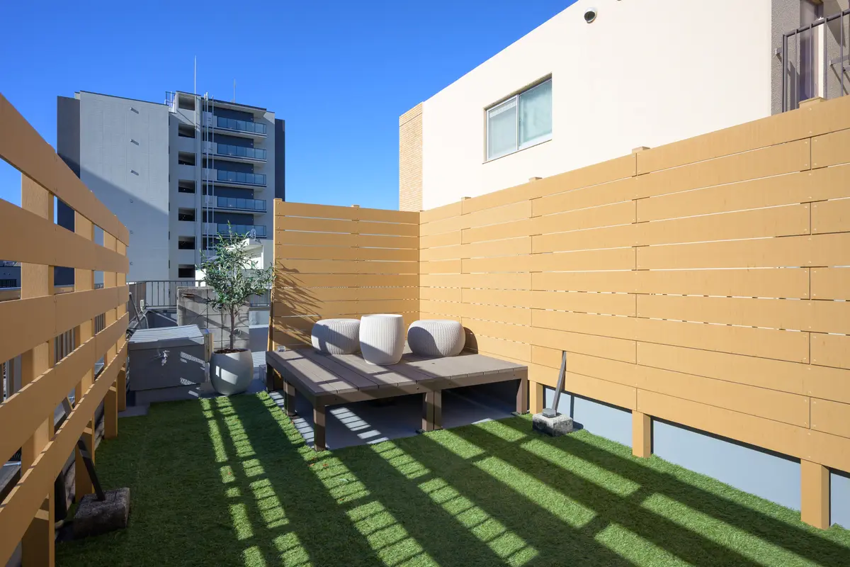 401 Rooftop Suite - Rooftop Balcony