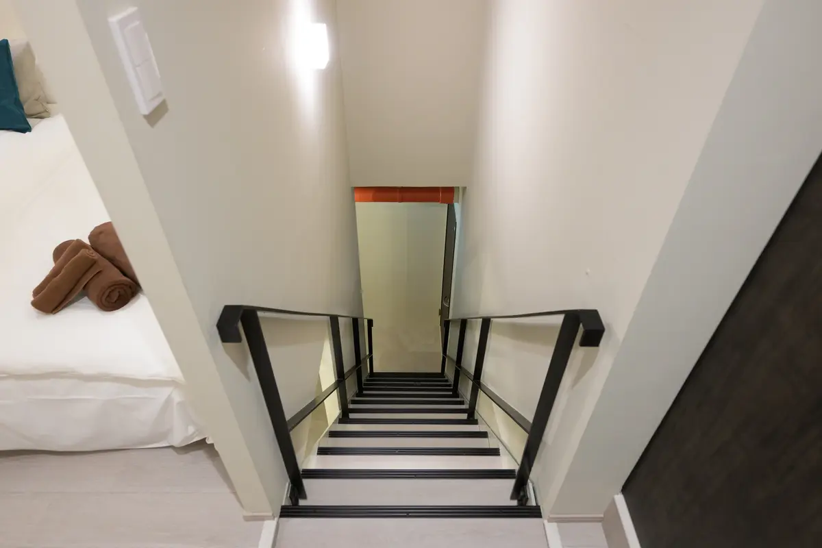 101 Private Theater Maisonette - Maisonette Structure