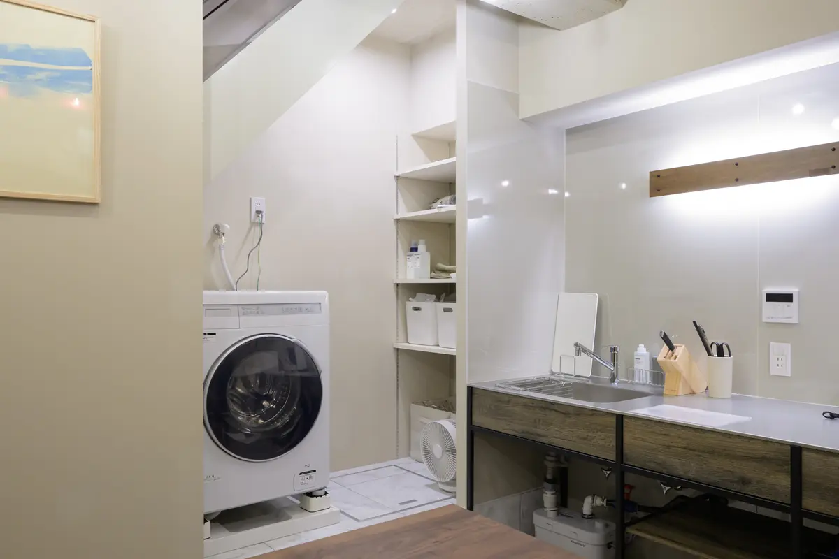 101 Private Theater Maisonette - Maisonette Structure