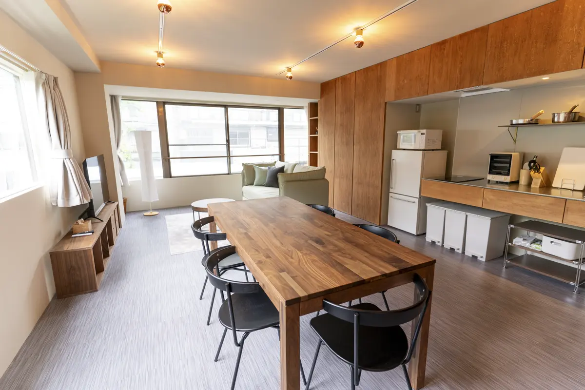 201 Park View Suite - Dining Room