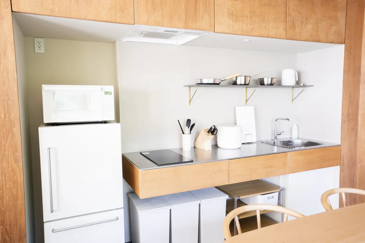 301 Balcony Suite - Kitchen